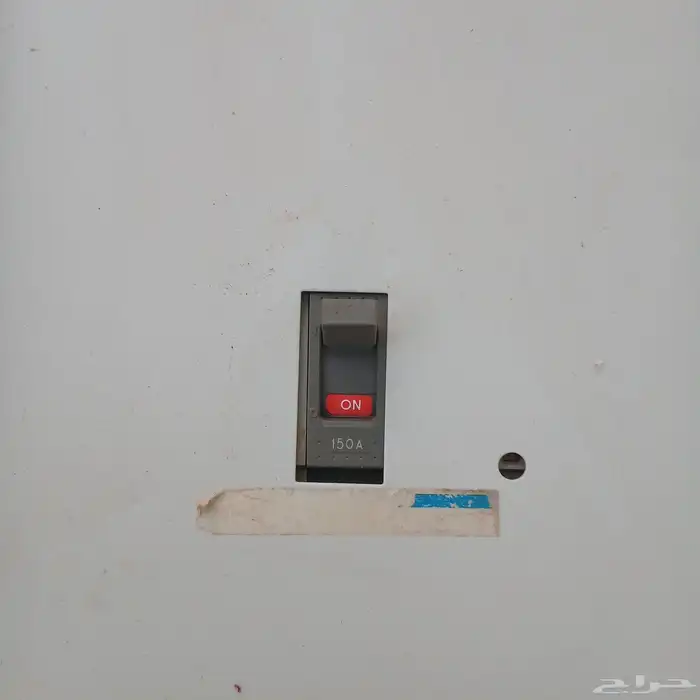 طبلون كهرباء عدادات ومنظمات هواء غطاسات قواطع 14