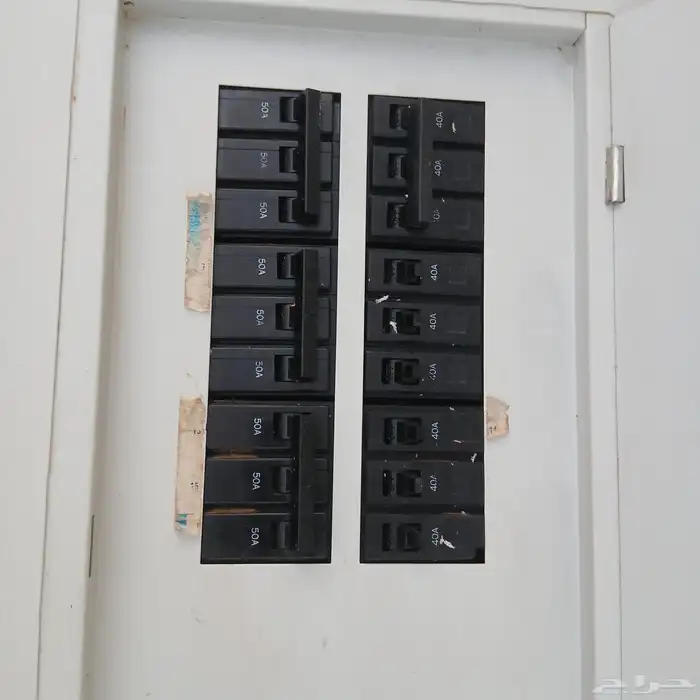 طبلون كهرباء عدادات ومنظمات هواء غطاسات قواطع 16