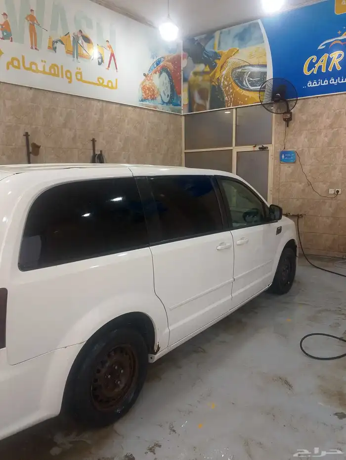 دودج قراند كرنفال 2111نظيفة خاليه من الحوادث ممشي 156الف فقط 4