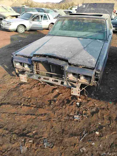 لينكون تاون كار 1985 - Lincoln Town Car 1