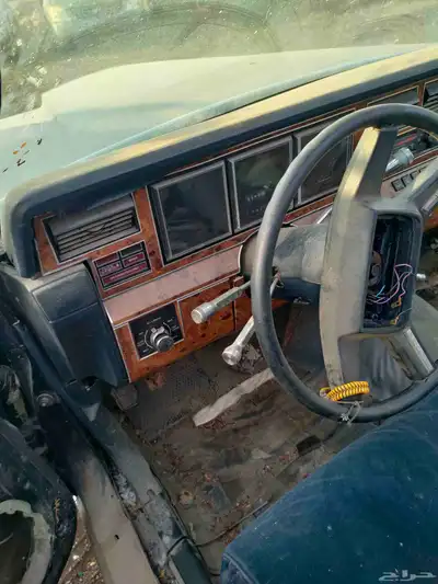 لينكون تاون كار 1985 - Lincoln Town Car 22