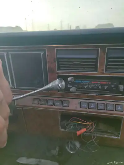 لينكون تاون كار 1985 - Lincoln Town Car 15