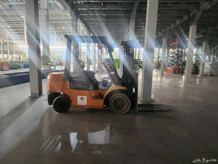 للإيجار رافعات شوكيه rent forklifts 0