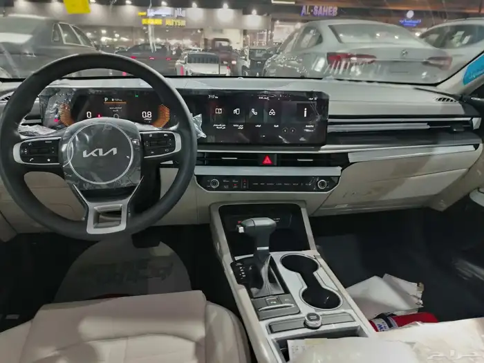 كيا K5 ( استاندر مطور بصمة ) موديل 2025 12