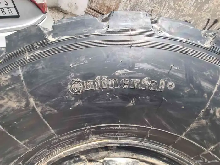 1400 جنط 20 مع جنوط الكفرات جديده 0