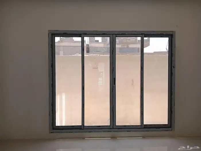 أبواب ليزر أبواب المينوم شبابيك حديد شبابيك المينوم درابزين 4