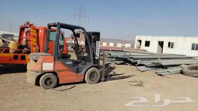 ابو فهد لتاجير المعدات الثقيله رافعات شوكية كرينات جيسيبي تل 1