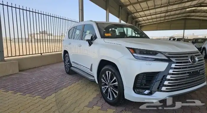 جيب لكزس LX700h 2025 1