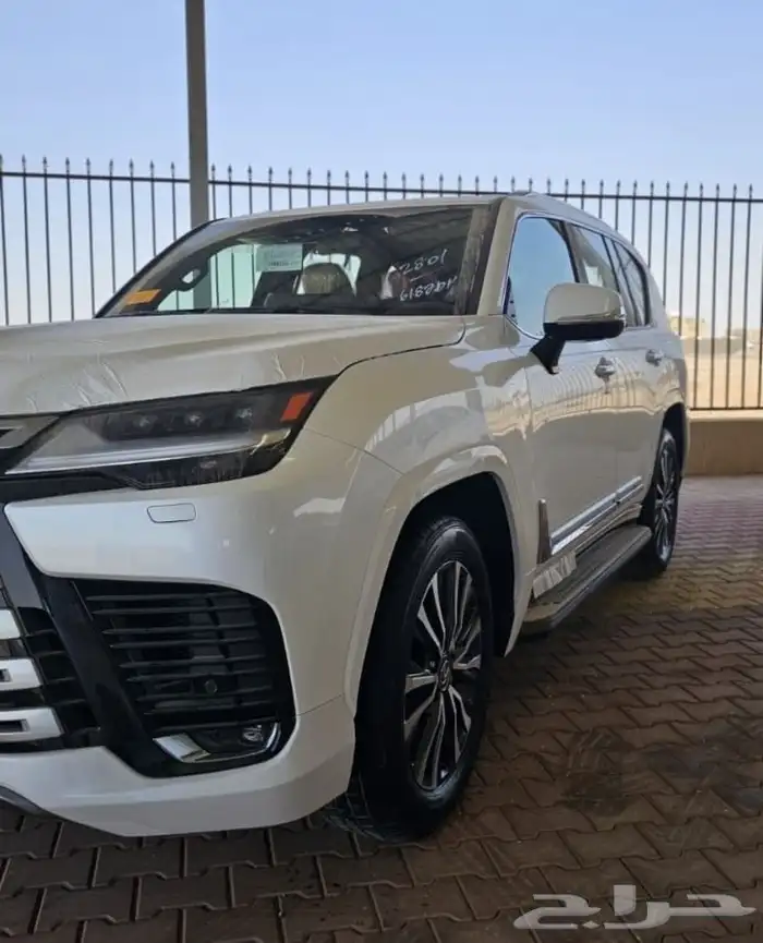 جيب لكزس LX700h 2025 4