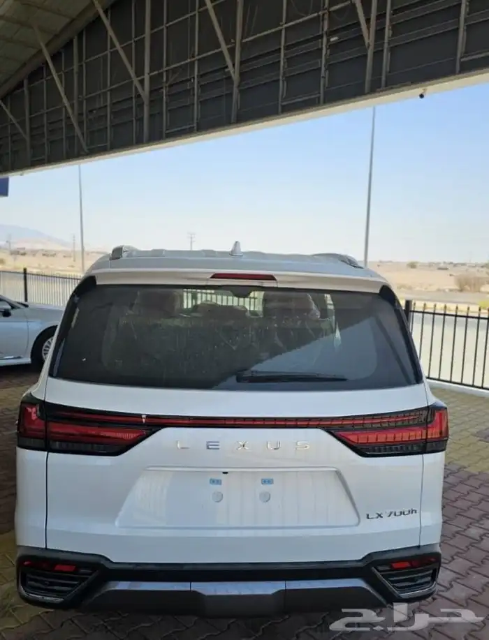 جيب لكزس LX700h 2025 3
