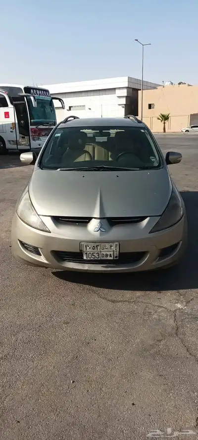 ميتسوبيشي جرانديز 2007 اتوماتيك 0