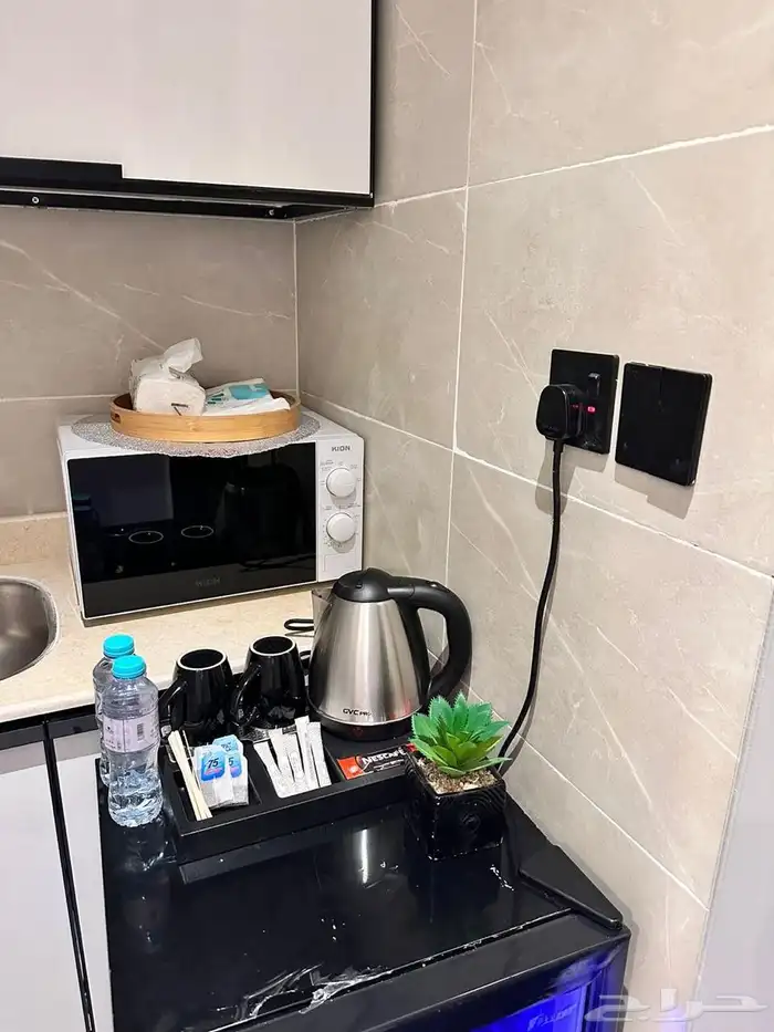 استديو للتقبيل بحي الملقا 7