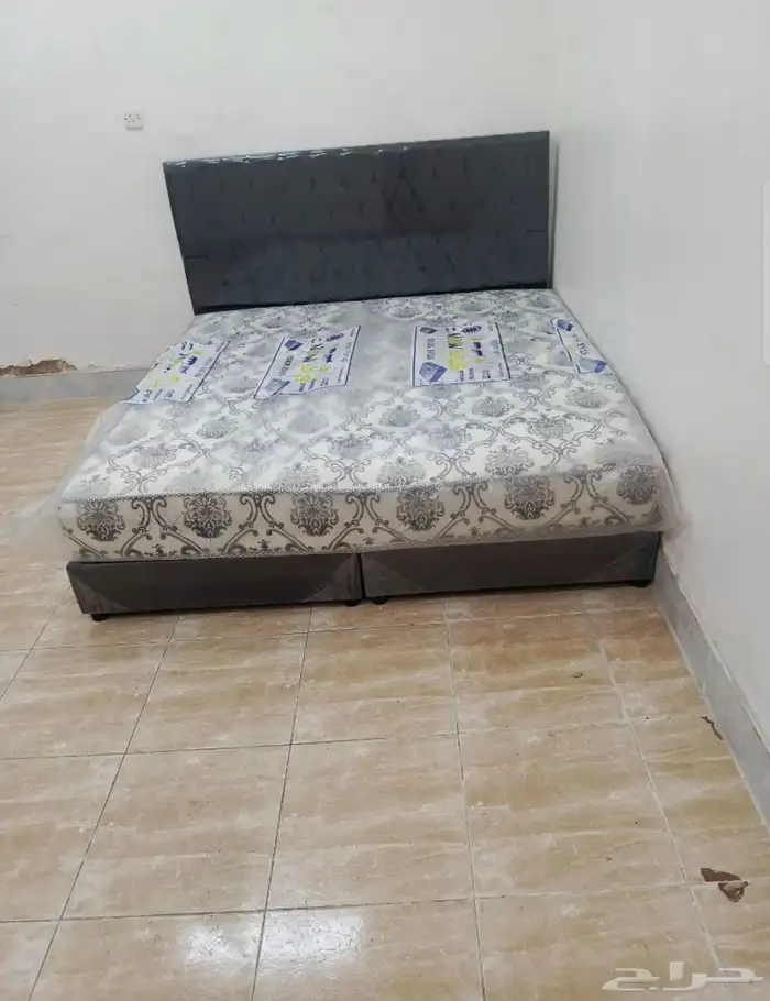 سرير مع مرتبه  توصيل 5