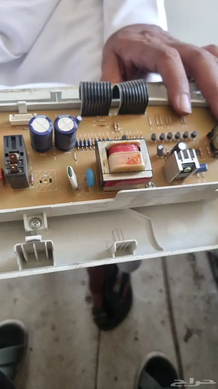 مهندس إلكترونيات و غسالة اتوماتيك 1