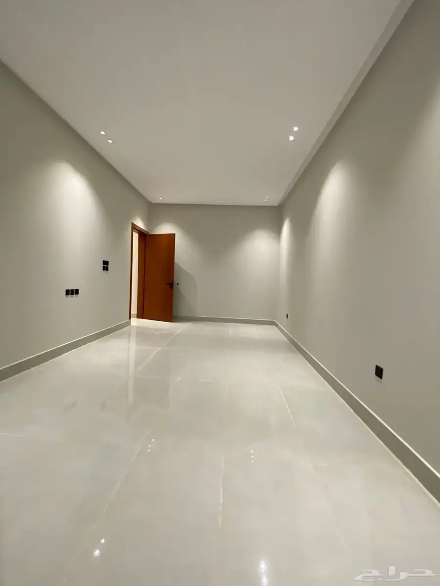 للبيع دور ارضي بصك لحال المساحة 183 6