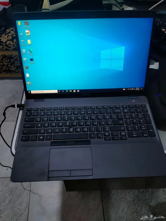 Dell precision 3541 1