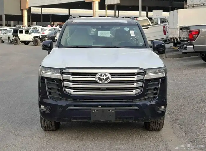 لاندكروزر GXR2 ديزل 2024 1