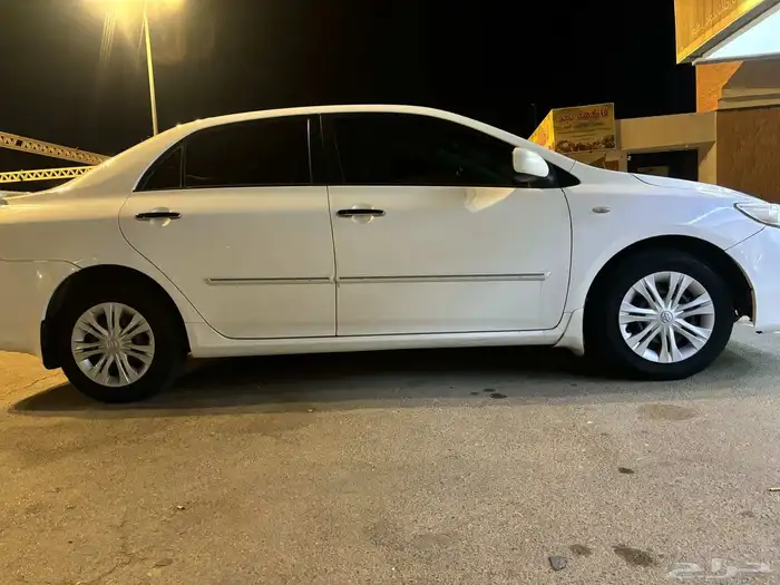 تويوتا كورلا 2012 للبيع 8