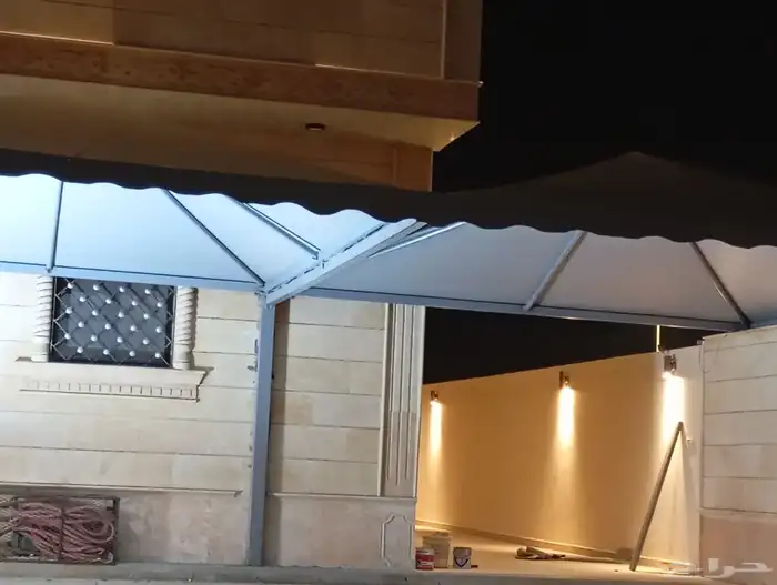 مظلات بي في سي جلد 0