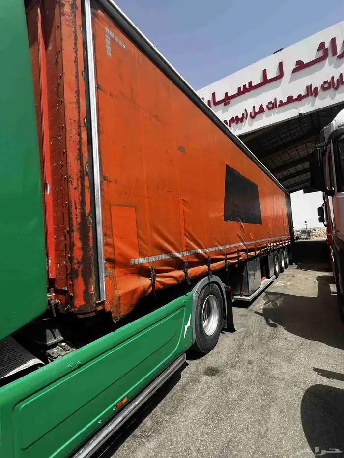 حراج معرض رائد للسيارات والشاحنات والمعدات الثقيله 6