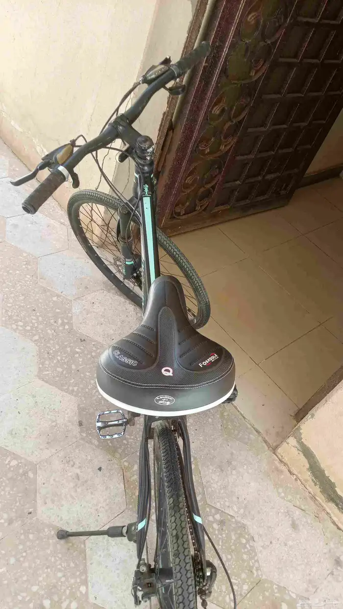 سيكل للبيع شغال تمام استعمال شخصي معي من فتره لا يشتكي من خا 2