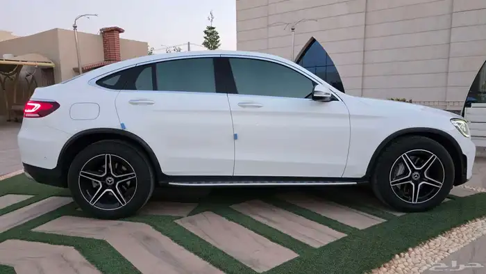 مرسيدس 2020 GLC 300 3