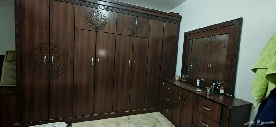 غرفة نوم وفرن وشاشه 8