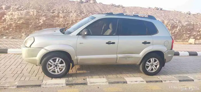 للبيع توسان 2009 رفحاء 4