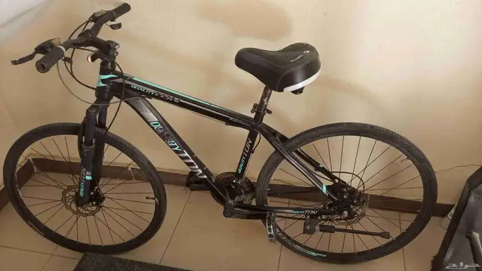 سيكل للبيع شغال تمام استعمال شخصي معي من فتره لا يشتكي من خا 1
