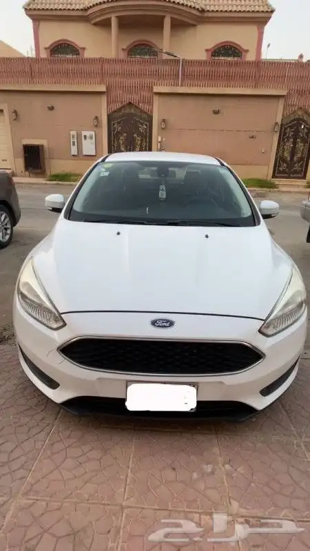 فورد فوكس 2018 ممشى قليل نظيفة 8