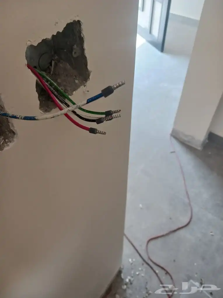 فني كهرباء منازل تاسيس وتشطيب 3