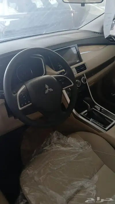 ميتسوبيشي اكسباندر 7