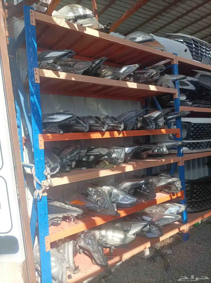 يوجد لدينا جميع انواع الشمعات 2