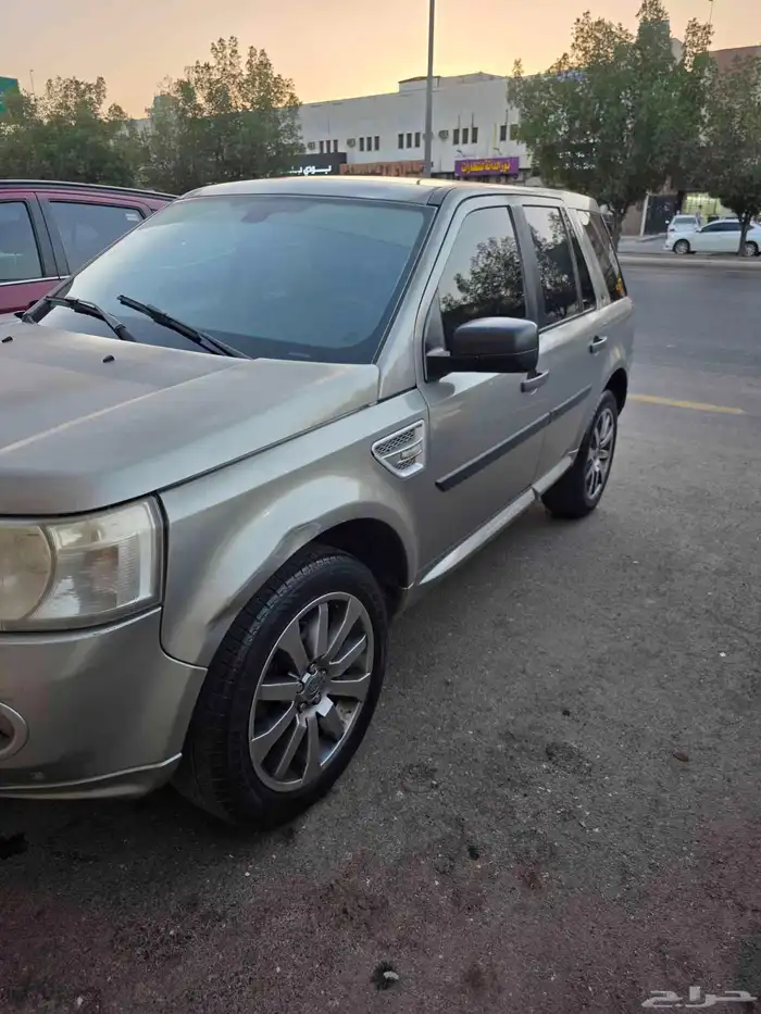 للبيع او البدل بموتسكل land lover LR2. 2010 7