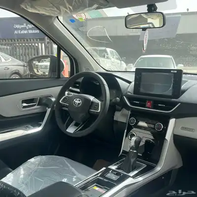تويوتا فيلوز GXL 2025 3