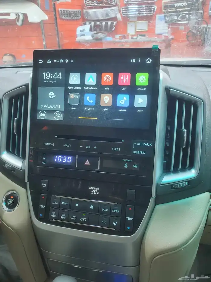 شاشه جيب لاندكروزر موديل 2021 3