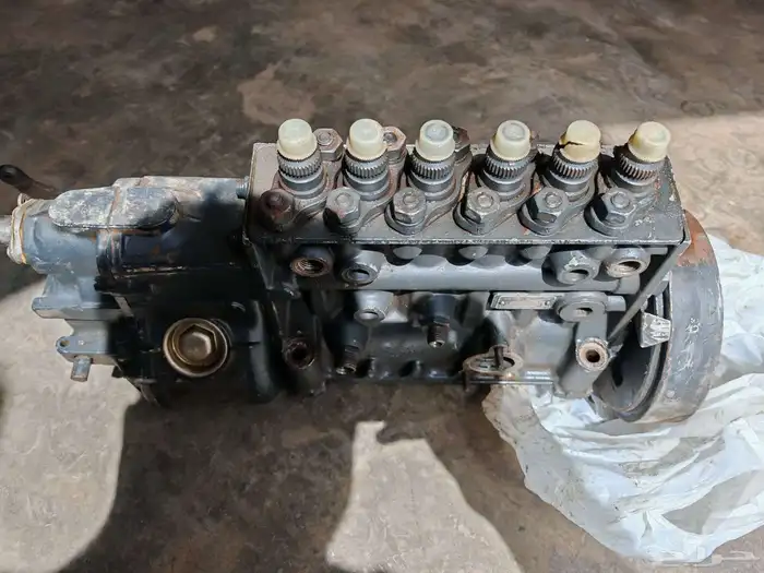 طرمبة ديزل وايت اوقلاب او لوري مرسيدس 24 نسبة عملها 100 100 2