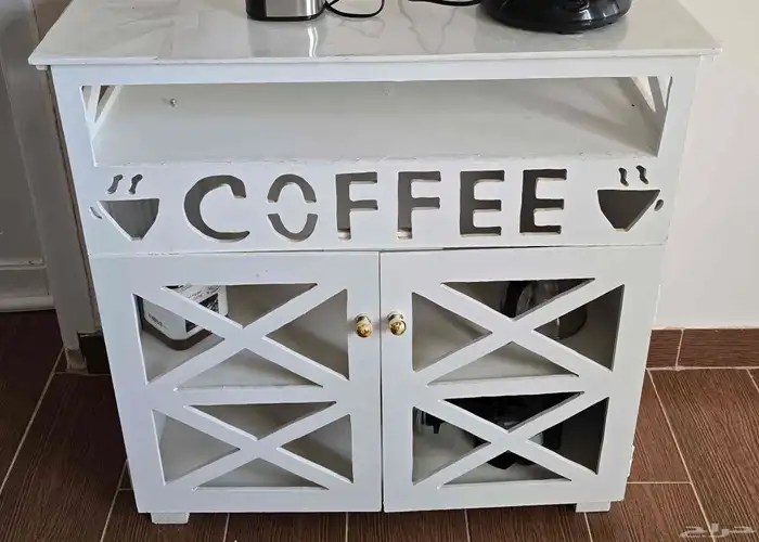 سوني 4 طاولة قهوه وشنطة لتعليم الانجليزي 2