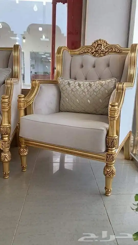 احدث الموديلات الملكي 25