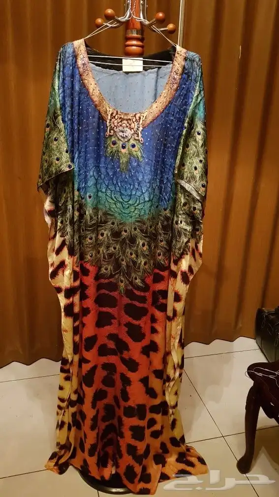 قفطان مع فستان سهره و عبايه من الإمارات 0