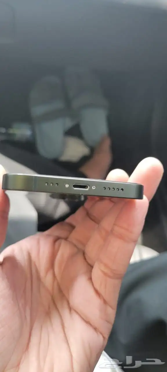 للبيع iPhone 13   نظيف جدا السعة  128 جيجابايت 3