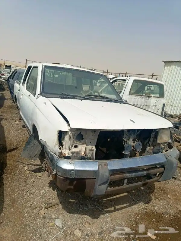 تشليح قطع نيسان ددسن جميع قطع متوفره يوجد شحن 1