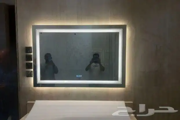 مرايا وزجاج سيكوريت 8