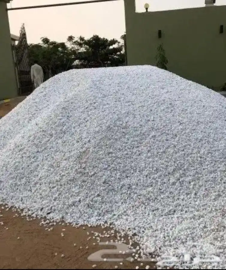بحص ابيض ورمل احمر وابيض وصبيز واسفلت وبطحا 1