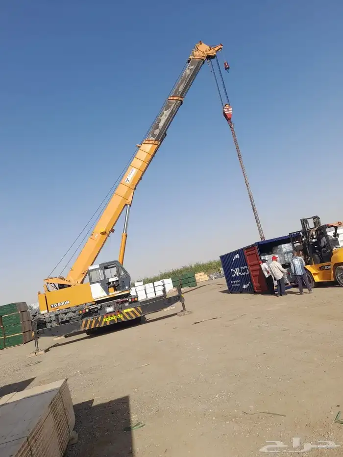 كرينات بوم تركات للايجار احجام مختلفه رقم اتواصل 2