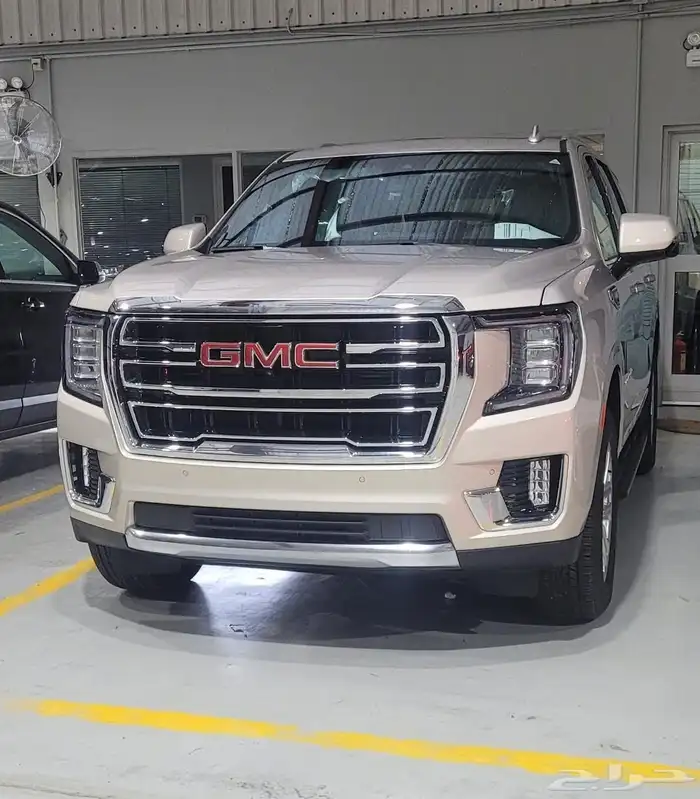 يوكن 2023 SLT فل الجميح 9