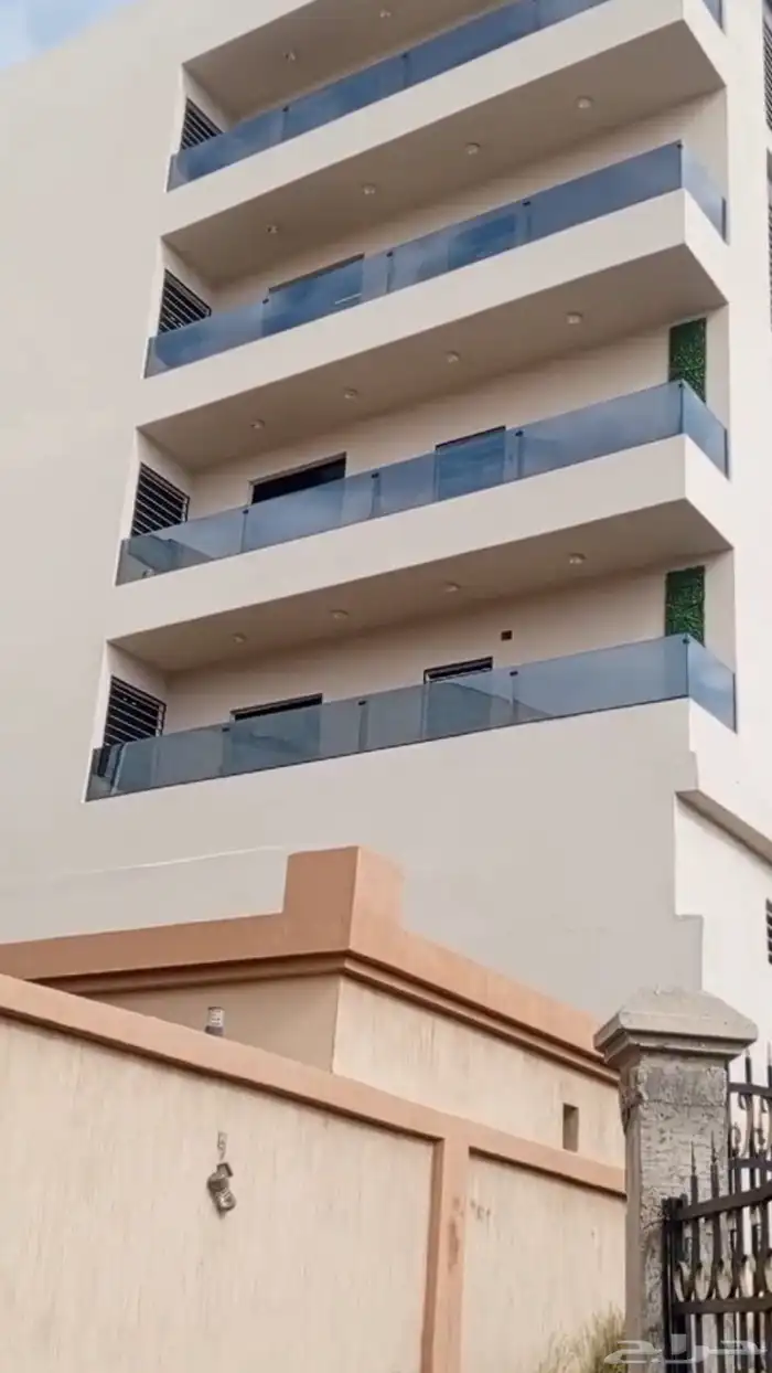 سواتر بلكونات زجاج سنكس اسود 12 ملي مسكرت 8