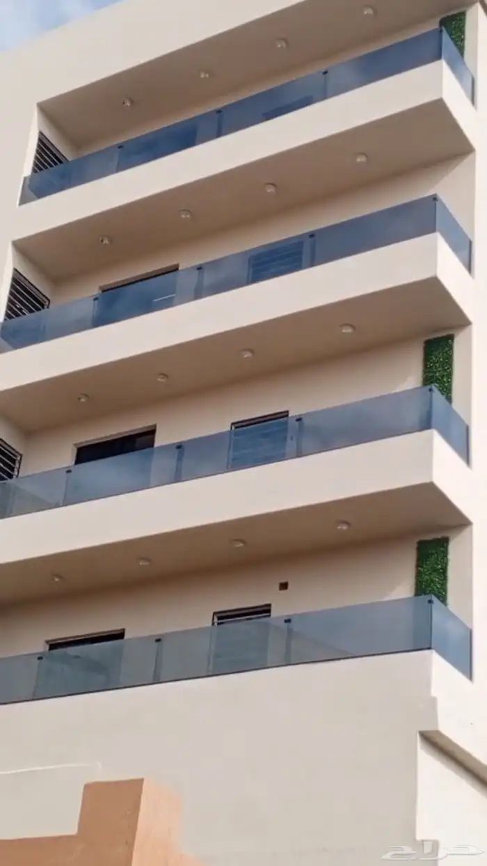 سواتر بلكونات زجاج سنكس اسود 12 ملي مسكرت 5