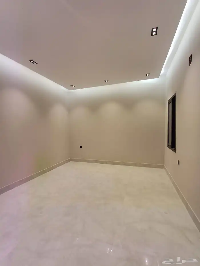 للبيع دورارضي بصك مستقل حي الرمال الشعبي 7