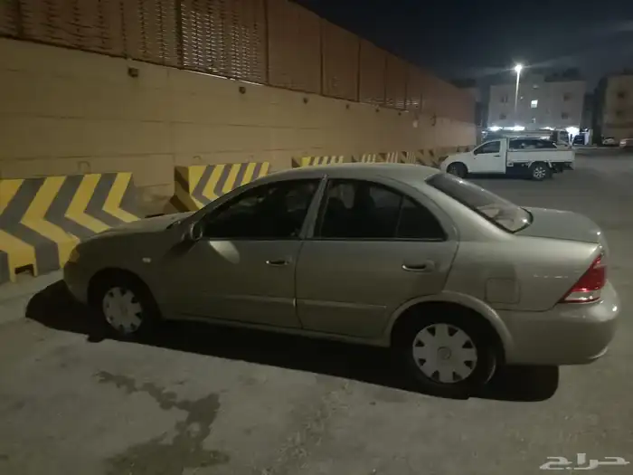 نيسان صني 2011ممشي 505000 بدي وكاله 4